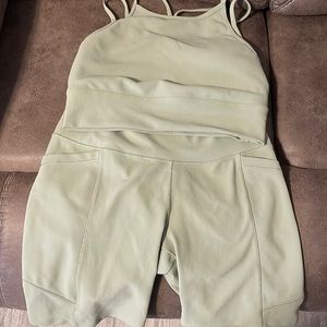 Calia set large shorts and sports bra
